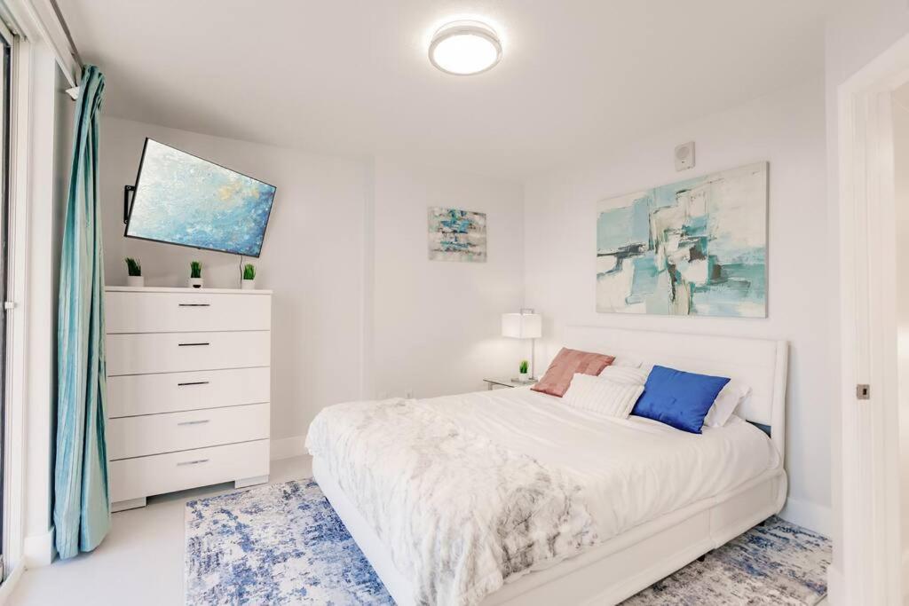 Upscale Brickell 3 Bedroom With Water Views And Free Parking Miami Ngoại thất bức ảnh