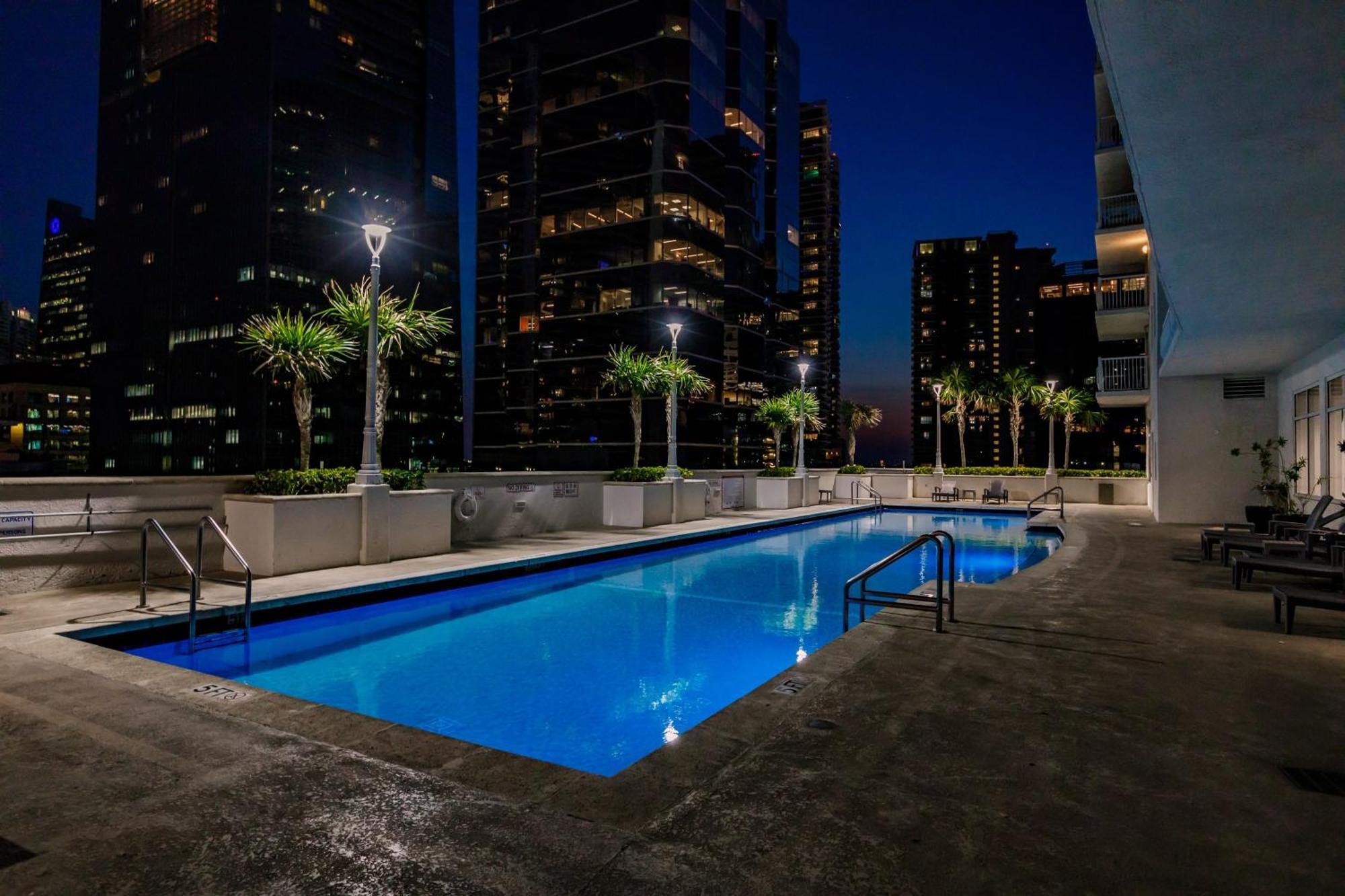 Upscale Brickell 3 Bedroom With Water Views And Free Parking Miami Ngoại thất bức ảnh