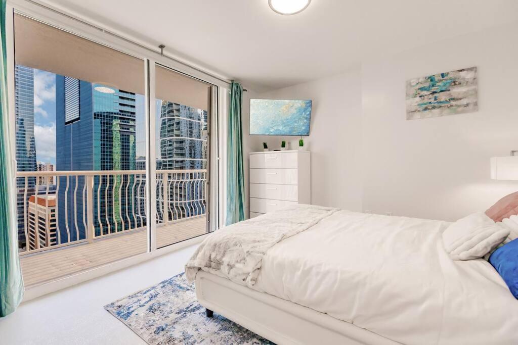 Upscale Brickell 3 Bedroom With Water Views And Free Parking Miami Ngoại thất bức ảnh