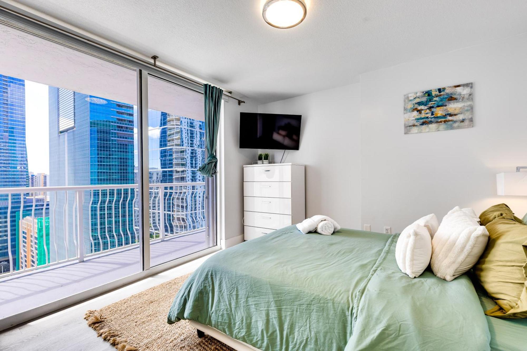 Upscale Brickell 3 Bedroom With Water Views And Free Parking Miami Ngoại thất bức ảnh