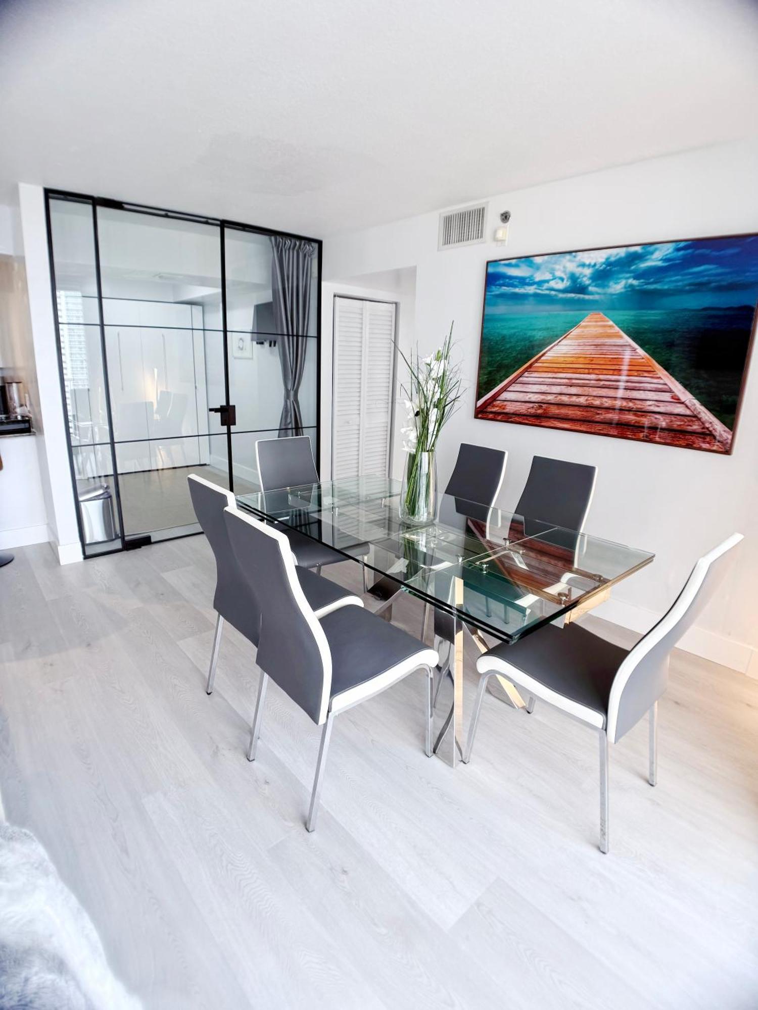 Upscale Brickell 3 Bedroom With Water Views And Free Parking Miami Ngoại thất bức ảnh